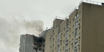 Ворожий дрон влучив у багатоповерхівку у Деснянському районі столиці – мер