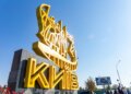У Києві пролунали вибухи на тлі ракетної загрози
