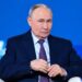 Путін має конкретний дедлайн, до якого не сяде за стіл переговорів, – FT