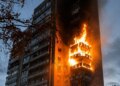 Російські авіабомби перетворили будинок в Краматорську на згарище: є поранені