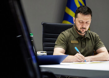 Зеленський нагородив ще 444 військових, 231 з них – посмертно