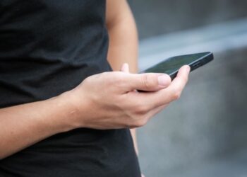 Молодь часто використовує штучний інтелект для пошуку новин – Мінкульт