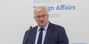 Путін може вдатися до фальшивої дипломатії, щоб зірвати санкції США – Сибіга