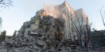 Кількість загиблих внаслідок нічної масованої атаки на Київ зросла до 10