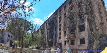 У Києві внаслідок російської атаки пошкоджені 63 житлові будинки – Кулеба