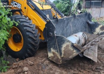 У Запоріжжі знешкодили півтонну російську бомбу, яка впала біля житлового будинку