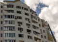 У Києві завершили аварійно-рятувальні роботи на місці влучання у 16-поверховий житловий будинок
