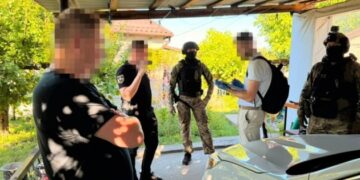У Дніпрі напали на волонтера та забрали гроші призначені для ЗСУ