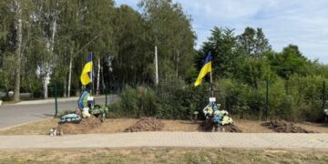 У Чернівцях ексгумували тіла двох військових, яких поховали як невпізнаних