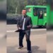 Ексбоєць «Азова» закидав помідорами нардепа Тищенка (відео)