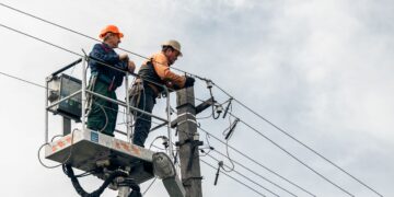 Графіки відключення світла можуть повернутися, в Україну йде аномальна спека