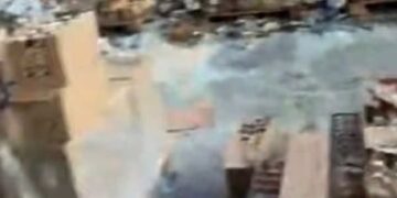 Скандал після атаки на Київ: відео з підлітками біля складу Philip Morris набуло розголосу