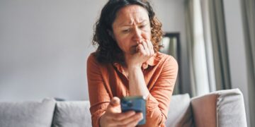 Мобільний зв’язок по графіку? У Криму окупанти вимикатимуть мережу більшу частину доби
