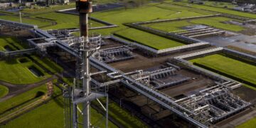 Європа не встигне заповнити газосховища до зими – Reuters