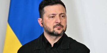 Зеленський заявив про намір звести великий завод у Британії