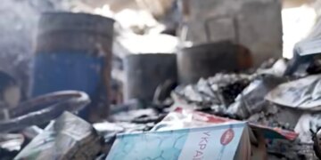 Після атаки рф на склад підручників учнів забезпечать електронними версіями – МОН