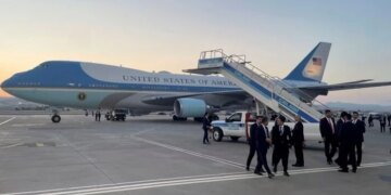 Таємна пересадка Трампа в Анкарі. Президентському борту загрожувала атака