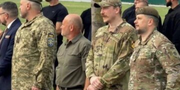 «Крутість моменту зашкалює». Мережу облетіли кадри із перепоховання Коновальця