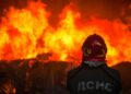 Балістична атака РФ: у двох районах Києва сталися пожежі, постраждала людина