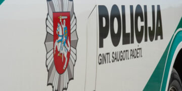 У Литві та Чехії біля офісів оборонних компаній з’явилися жалобні вінки