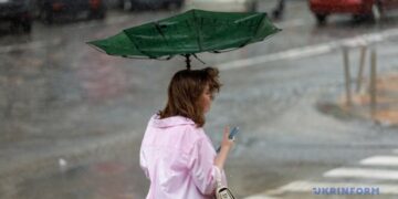 В Україні завтра буде до +27°, у низці областей прогнозують дощі та грози