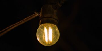 Укренерго не прогнозує відключень світла у неділю