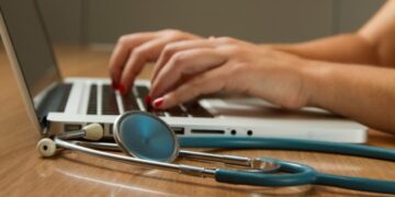 Медогляд перед школою й садочком: які довідки потрібні до початку навчального року