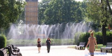 У п’ятницю Україні прогнозують спеку до +37°
