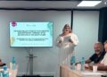 У Запоріжжі кандидатка на посаду директорки гімназії прийшла на співбесіду у весільній сукні