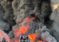 Київщина зазнала повторної атаки РФ: горять логістичні об’єкти (фото, відео)