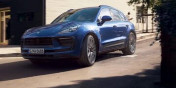 Porsche оновлює електричний Macan