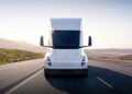 Tesla готує європейський дебют Semi