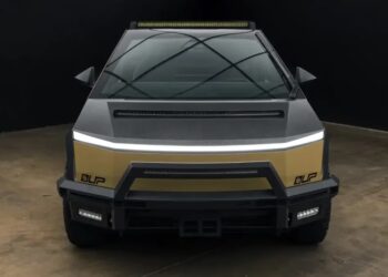 Представлено Tesla Cybertruck у версії Up Invincible