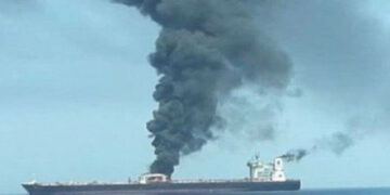 У Чорному морі атакували танкер під управлінням грецької компанії із російською нафтою – Bloomberg