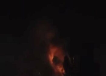 Удар балістикою по Києву: потужні вибухи пролунали один за одним
