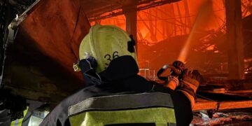 Бізнес під прицілом: чи чекати дефіциту та стрибка цін через удари РФ по складах