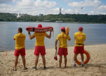 Спробуйте себе у ролі рятувальника: у Києві запускають відкриті тренування