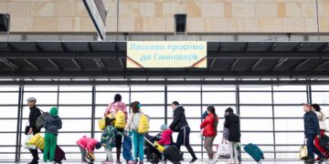 Скільки українців перебувають у ЄС під тимчасовим захистом: дані Євростату