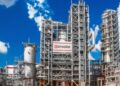 Четвертий за величиною НПЗ Росії зупиняє переробку нафти після атаки дрона, – Reuters