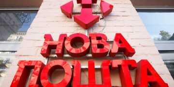 “Нова пошта” шукає нові склади після ударів РФ: умови для власників
