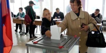 ЦВК звернулася до українців через “вибори” Росії на територіях України