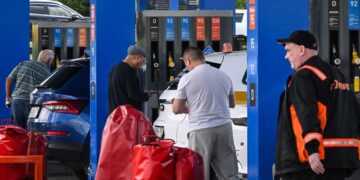 АЗС Липецької області РФ знову продаватимуть бензин за нестандартною схемою