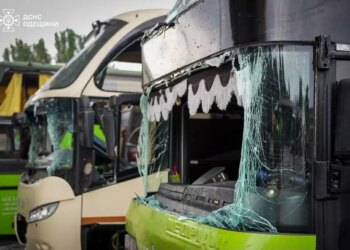 Київ допоможе Одесі вистояти під обстрілами: місту передадуть автобуси