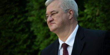 Сибіга анонсував "нову динаміку" у мирних зусиллях, прогрес без США назвав "нереалістичним"