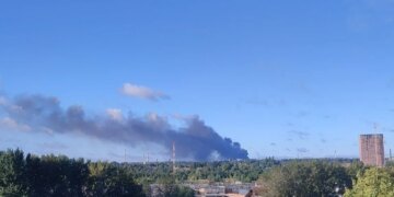 Українські військові за допомогою дронів FP-1 атакували рязанський НПЗ