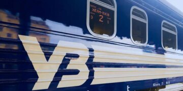 "Мішенню російського дрона міг бути дипломатичний поїзд" – в УЗ розкрили всі деталі атаки на локомотив в Ягодині