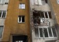 “Шахед” влучив у багатоповерхівку у Хмельницькому (фото)