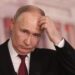 Путін не виключив, що росіянам варто звикати до дефіциту бензину