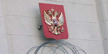 Конфіскація активів РФ залишається під питанням, попри міжнародні позови – експерт