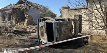 У Миколаєві через ранкову атаку БПЛА пошкоджені будинки та автомобілі